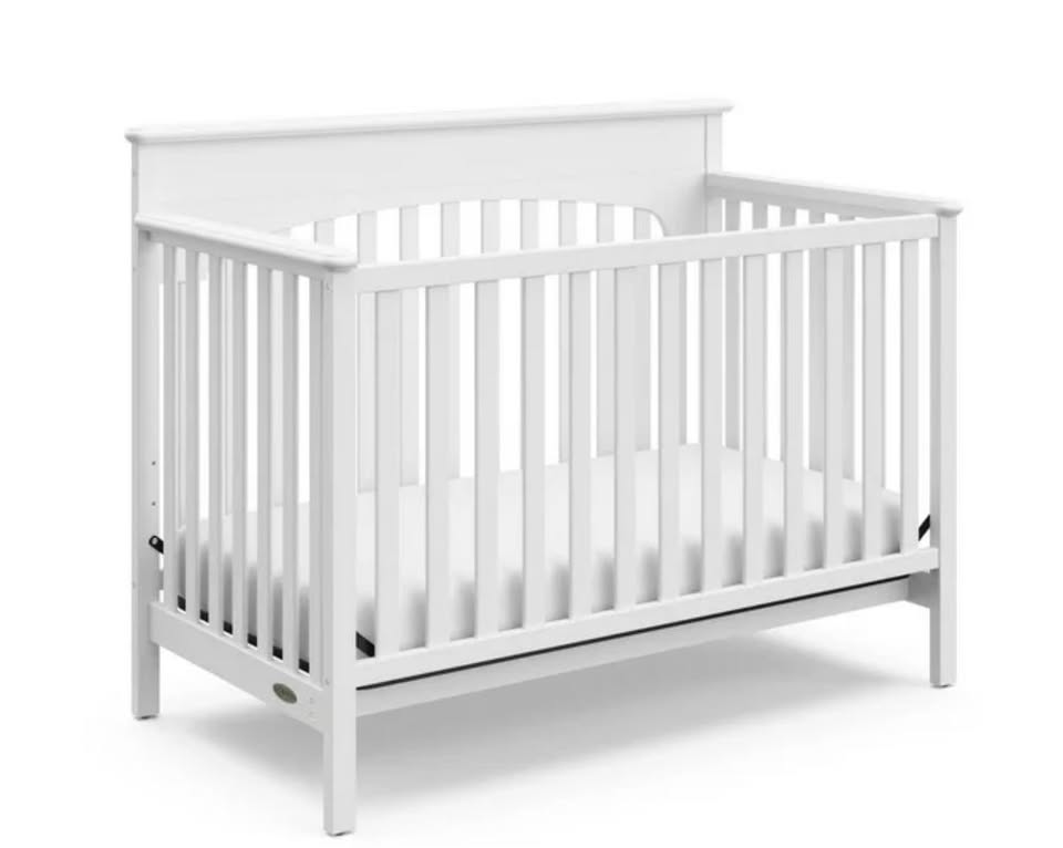 Graco Lauren 5-in-1 Convertible Crib