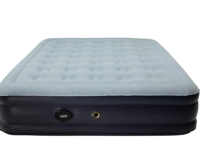 Inflatable air mattress with valve